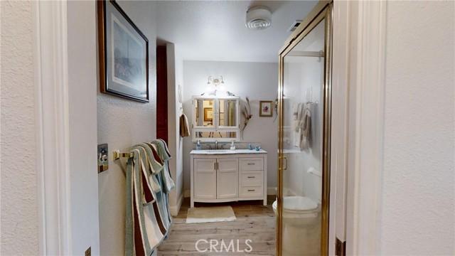 Detail Gallery Image 15 of 43 For 212 Hill View Ln., Coalinga,  CA 93210 - 5 Beds | 3 Baths