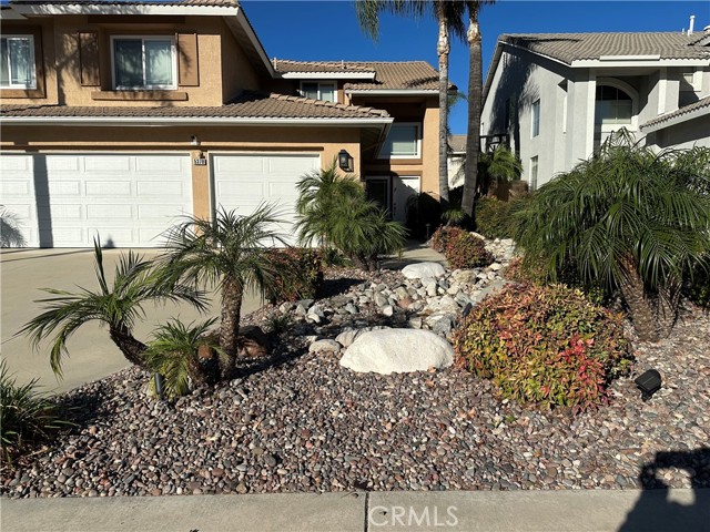 Detail Gallery Image 4 of 72 For 5370 Wrangler Dr, Fontana,  CA 92336 - 4 Beds | 2/1 Baths