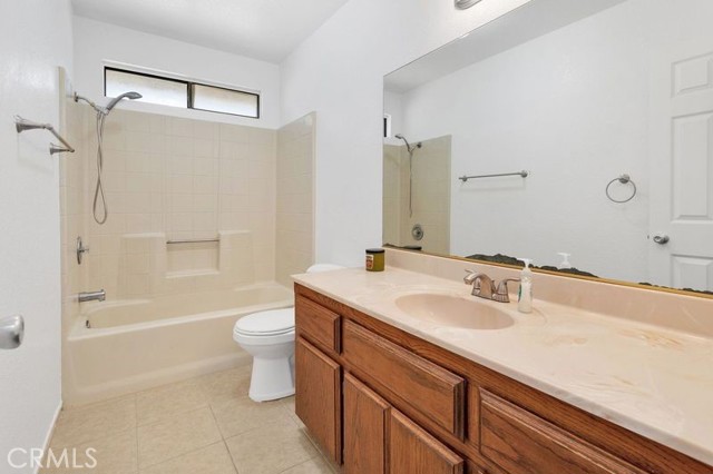 Detail Gallery Image 22 of 24 For 12749 Algonquin Rd, Apple Valley,  CA 92308 - 3 Beds | 2 Baths