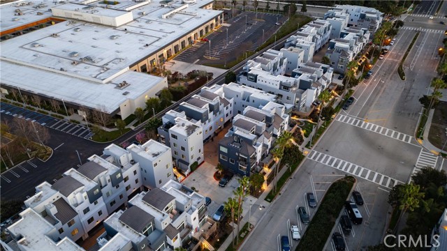 Detail Gallery Image 31 of 43 For 5350 Playa Vista Dr #19,  Playa Vista,  CA 90094 - 3 Beds | 2/1 Baths