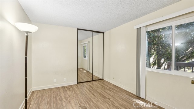 6816 Alondra Boulevard, Paramount CA: https://media.crmls.org/medias/26810933-1252-4f4f-88fa-d3f8e62b076d.jpg