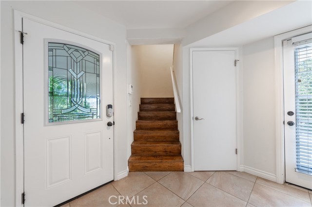 8665 Valley Circle Boulevard, West Hills CA: https://media.crmls.org/medias/2681bf65-c592-4c25-bac3-5fe05469c14c.jpg