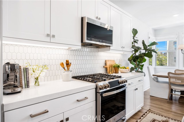 111 Juniper Drive, Rancho Mission Viejo CA: https://media.crmls.org/medias/268317f8-812e-40ba-848b-cba7b4d790d8.jpg
