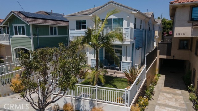 530 Francisca Avenue, Redondo Beach, California 90277, 4 Bedrooms Bedrooms, ,4 BathroomsBathrooms,Residential,For Sale,Francisca,SB25033135