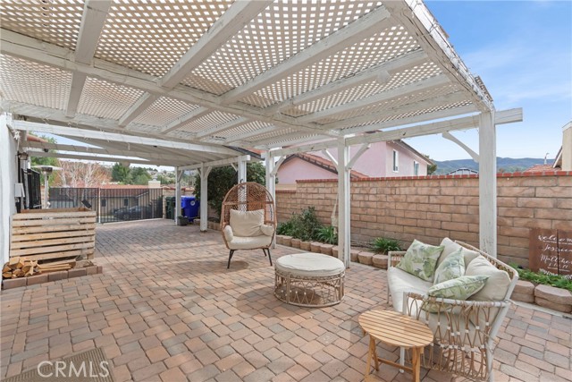 Detail Gallery Image 35 of 49 For 29161 Corales, Canyon Country,  CA 91387 - 3 Beds | 3 Baths