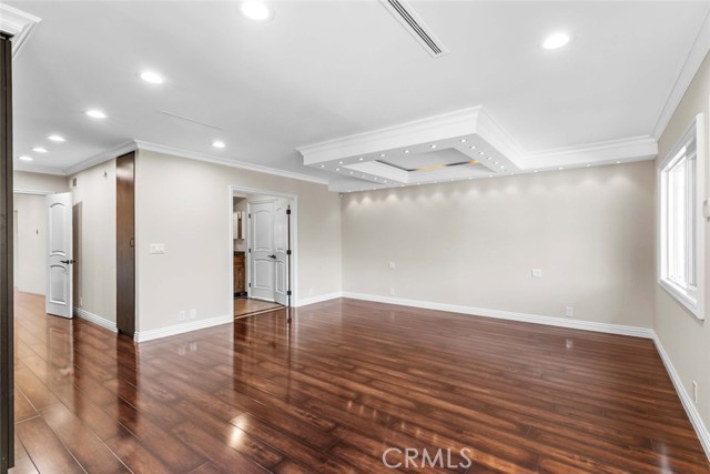 Detail Gallery Image 25 of 61 For 415 Birmingham Rd, Burbank,  CA 91504 - 4 Beds | 3/1 Baths