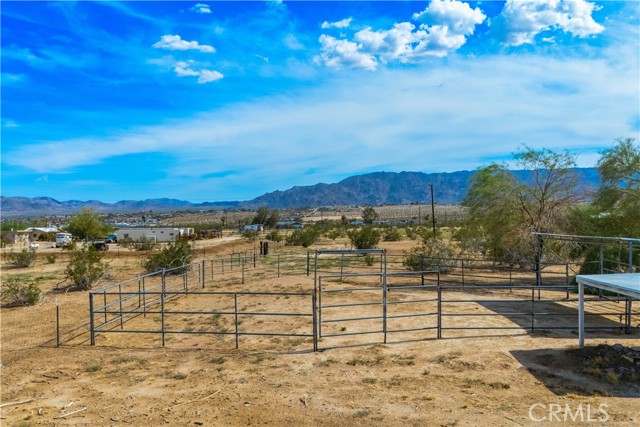 Detail Gallery Image 40 of 48 For 4435 Bullion Ave, Twentynine Palms,  CA 92277 - 4 Beds | 2/2 Baths