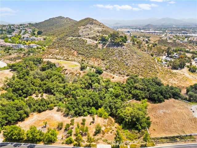 0 Greer RD, Murrieta CA: https://media.crmls.org/medias/26857250-5e25-4f23-b2b1-489e24f4bb61.jpg