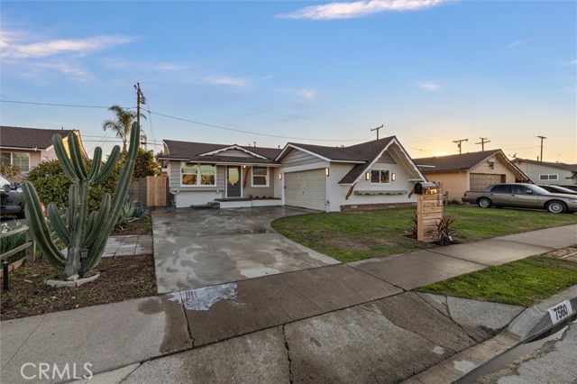 7560 El Escorial, Buena Park CA: https://media.crmls.org/medias/2685b009-aae8-4624-8bb4-2663f93ef8bf.jpg