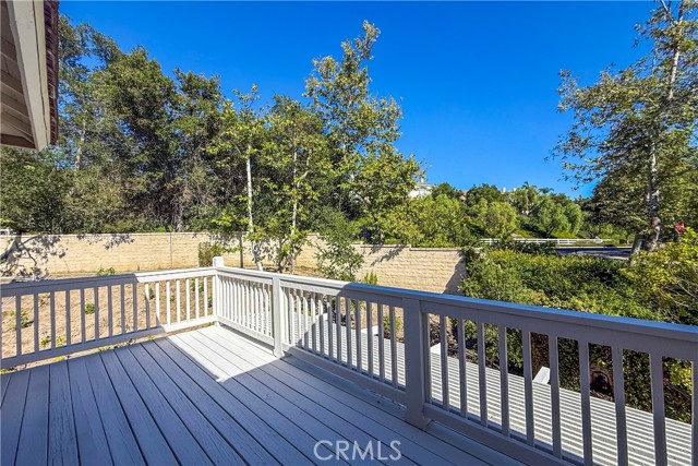 12 Coastal Oak Lane, Coto de Caza CA: https://media.crmls.org/medias/2685c9e0-42a2-4f1a-aaf4-49004463553c.jpg