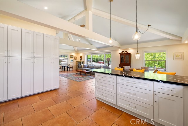Detail Gallery Image 14 of 65 For 204 18th St, Paso Robles,  CA 93446 - 5 Beds | 4 Baths