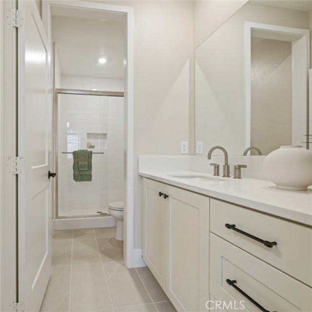 Image 27 of 37 For 21407 Zaca Court
