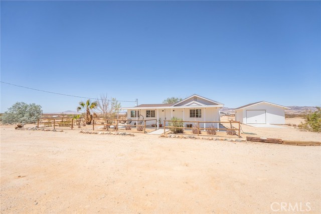 Detail Gallery Image 2 of 58 For 290 Bluegrass Rd, Twentynine Palms,  CA 92277 - 2 Beds | 1 Baths