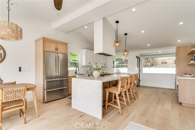 1480 Bluebird Canyon Drive, Laguna Beach CA: https://media.crmls.org/medias/268724c0-7f3e-425d-ba14-1b4491dcb1aa.jpg