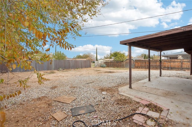 Detail Gallery Image 9 of 14 For 16362 Pine St, Hesperia,  CA 92345 - 2 Beds | 1 Baths