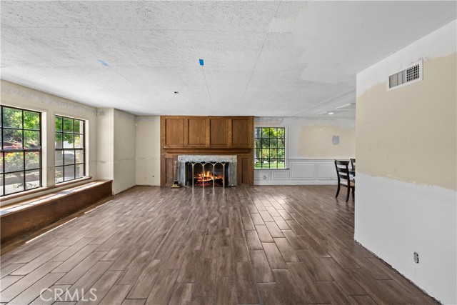 25472 Via Acorde, Valencia CA: https://media.crmls.org/medias/26885512-76bc-4ea1-bd35-7f90c95887a8.jpg