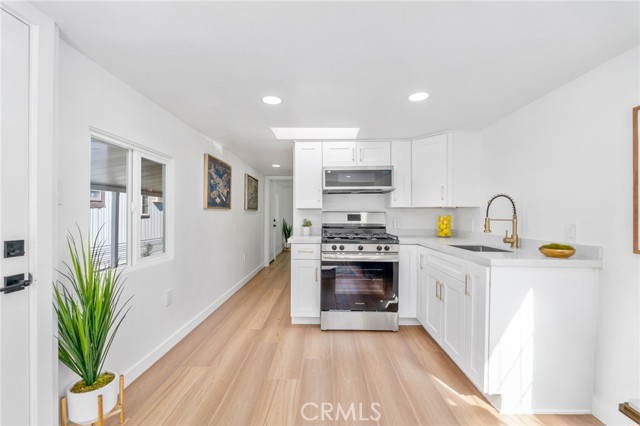 Detail Gallery Image 3 of 28 For 26135 Baseline #18,  Highland,  CA 92346 - 1 Beds | 1 Baths