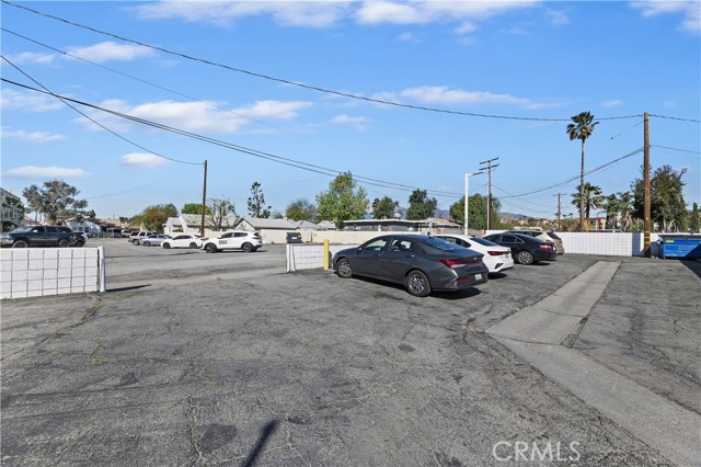 16870 Merrill, Fontana, California 92336, ,Commercial Sale,For Sale,Merrill,IV25041334