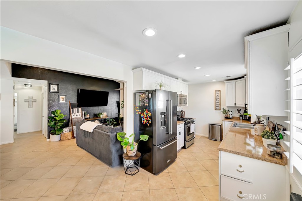 MLS #SR25246725 image #12