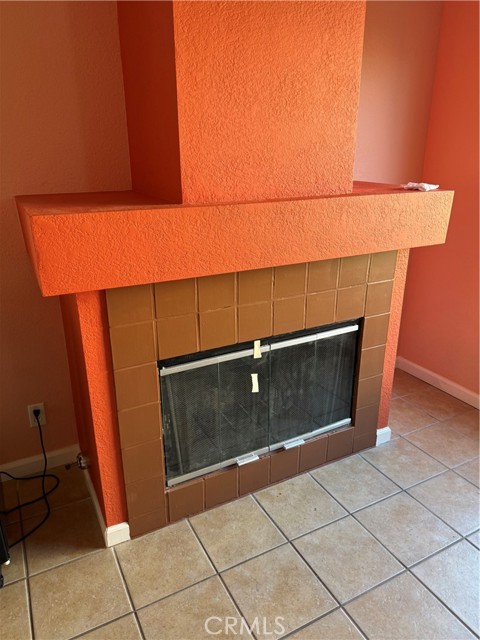 Detail Gallery Image 9 of 19 For 43527 Grange, Lancaster,  CA 93535 - 4 Beds | 2 Baths