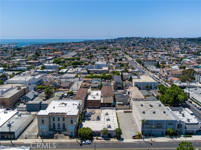 Image 28 of 39 For 571 7th Street