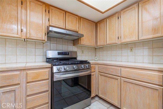 Detail Gallery Image 19 of 44 For 116 W Maple St #9,  Glendale,  CA 91204 - 3 Beds | 2 Baths