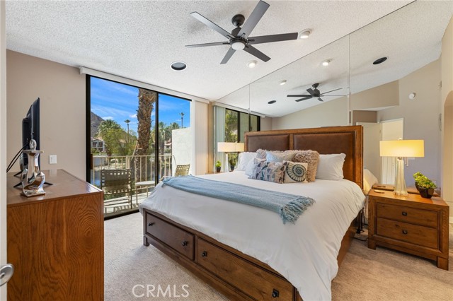 79822 Olympia Fields, La Quinta CA: https://media.crmls.org/medias/268d2a2e-97d1-4501-9452-b85d998b68e9.jpg