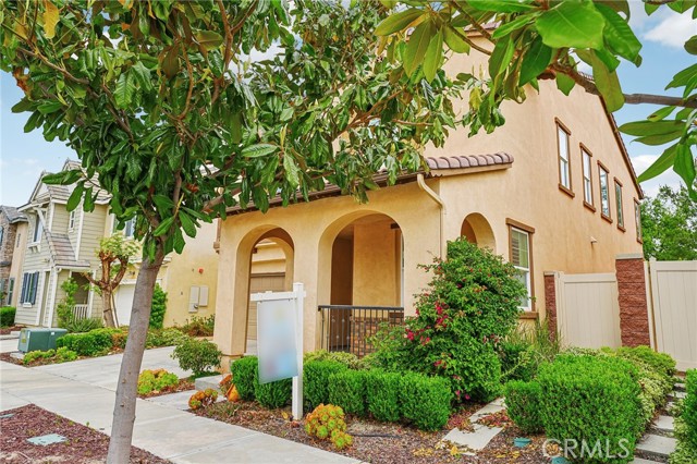 7766 Lupin Street, Chino CA: https://media.crmls.org/medias/268d582f-a2be-451c-a989-645bdbd66c81.jpg