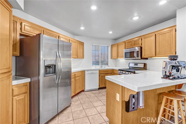 Detail Gallery Image 9 of 28 For 1744 Empty Saddle, Simi Valley,  CA 93063 - 3 Beds | 2/1 Baths