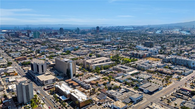 Detail Gallery Image 34 of 39 For 1208 Linden Ave, Long Beach,  CA 90813 - 11 Beds | 4 Baths