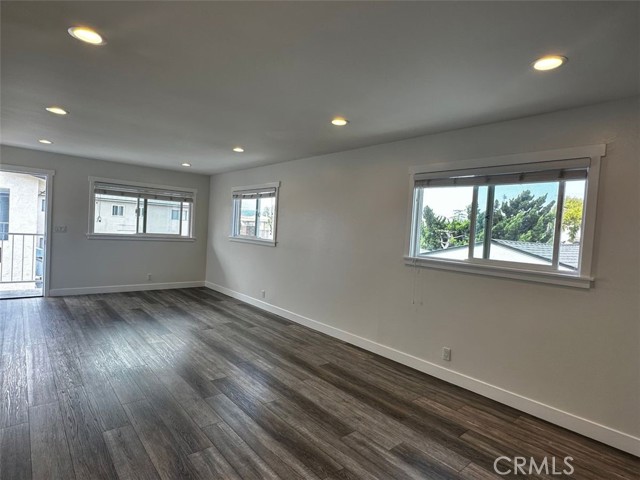 Detail Gallery Image 5 of 18 For 2602 Apple Ave, Torrance,  CA 90501 - 2 Beds | 2 Baths