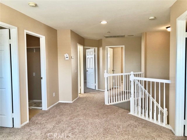 Detail Gallery Image 21 of 26 For 6927 Tailwind Ln, Fontana,  CA 92336 - 4 Beds | 2/1 Baths