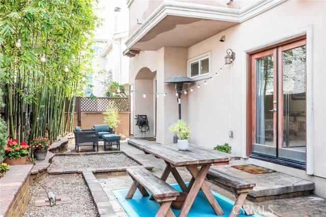 2411 Carnegie Lane, Redondo Beach, California 90278, 4 Bedrooms Bedrooms, ,3 BathroomsBathrooms,Residential,Sold,Carnegie,SB17036345