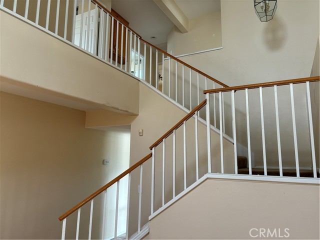 Detail Gallery Image 5 of 11 For 360 Avenue 9, Lake Elsinore,  CA 92530 - 4 Beds | 2/1 Baths