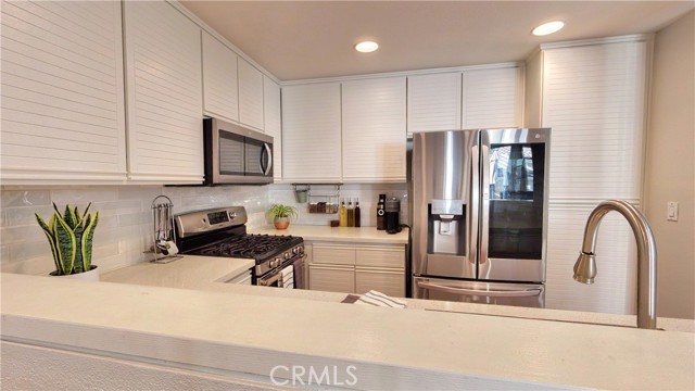 Detail Gallery Image 17 of 34 For 8215 E White Oak #66,  Orange,  CA 92869 - 3 Beds | 2 Baths