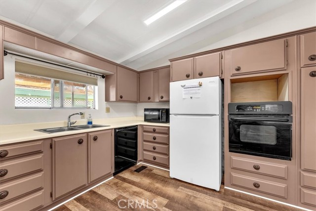 Detail Gallery Image 16 of 35 For 350 Gilmore Rd #16,  Red Bluff,  CA 96080 - 2 Beds | 2 Baths