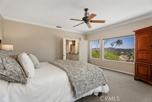 22 Serna, Rancho Santa Margarita CA: https://media.crmls.org/medias/2690506e-1586-4cf9-baad-007a065ec006.jpg