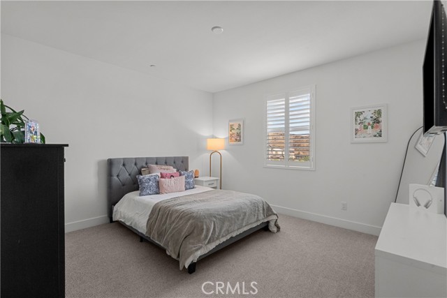 29467 Camino Saguaro, Valencia CA: https://media.crmls.org/medias/26905434-00a1-4f28-82e9-4265638f6522.jpg