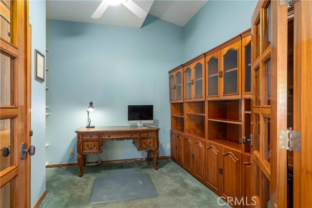 Detail Gallery Image 29 of 37 For 5653 Shirley Ave, Tarzana,  CA 91356 - 3 Beds | 2 Baths