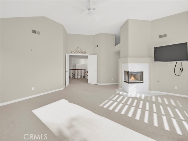 125 Heath Meadow Place, Simi Valley CA: https://media.crmls.org/medias/26908f8a-d556-4dbc-b00a-dac8097834a2.jpg