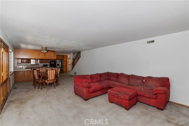 386 Garden Drive, Cedarpines Park CA: https://media.crmls.org/medias/26911e5e-2fc9-49ed-a82f-0ca4f7ca8284.jpg