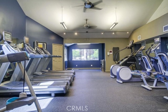 Detail Gallery Image 20 of 22 For 21550 Burbank Bld #205,  Woodland Hills,  CA 91367 - 2 Beds | 2 Baths