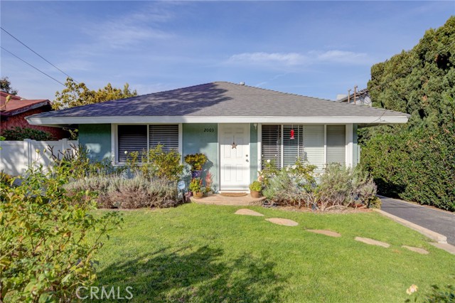 2003 Farrell Avenue, Redondo Beach, California 90278, 5 Bedrooms Bedrooms, ,3 BathroomsBathrooms,Residential,Sold,Farrell,SB22004385