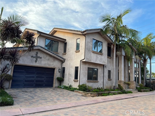 Detail Gallery Image 1 of 5 For 264 Santa Isabel Ave, Costa Mesa,  CA 92627 - 5 Beds | 5/1 Baths