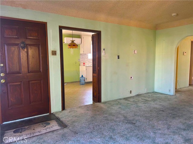 Detail Gallery Image 5 of 15 For 1418 W 93rd, Los Angeles,  CA 90047 - 3 Beds | 2 Baths