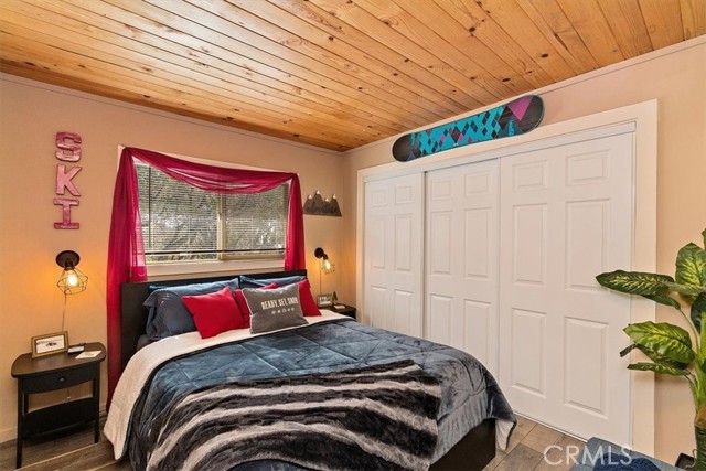 Detail Gallery Image 10 of 13 For 861 Kern Ave, Sugarloaf,  CA 92386 - 2 Beds | 1 Baths