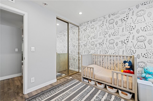 9778 Via Roma, Burbank CA: https://media.crmls.org/medias/26946239-1fbd-487b-b480-ab0cb89d1a14.jpg