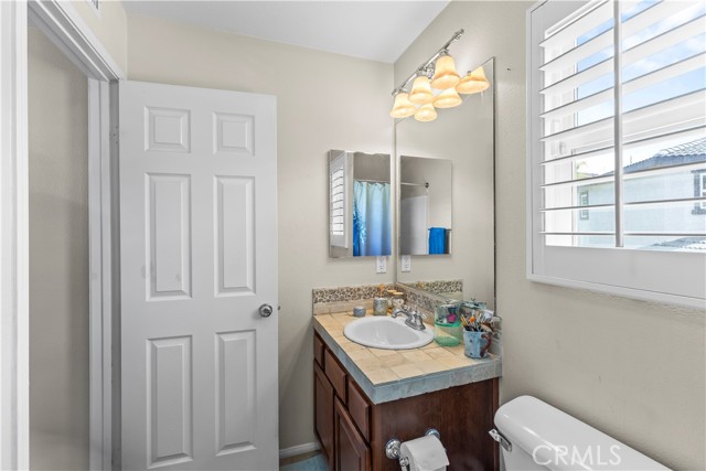 Detail Gallery Image 43 of 71 For 1357 Onyx Cir, Corona,  CA 92882 - 5 Beds | 4 Baths