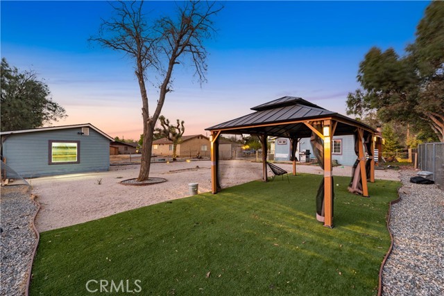 43249 42nd W Street, Lancaster CA: https://media.crmls.org/medias/26950f18-abd1-4734-b344-c47f754fb489.jpg