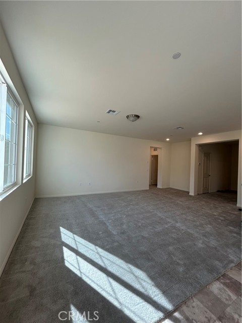 Detail Gallery Image 6 of 10 For 12549 Ava Loma, Victorville,  CA 92392 - 3 Beds | 2 Baths
